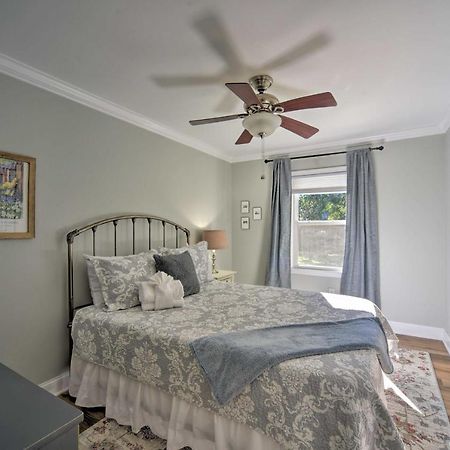 Charming House With Patio, 3 Half Mi To Beach! 찰스턴 외부 사진