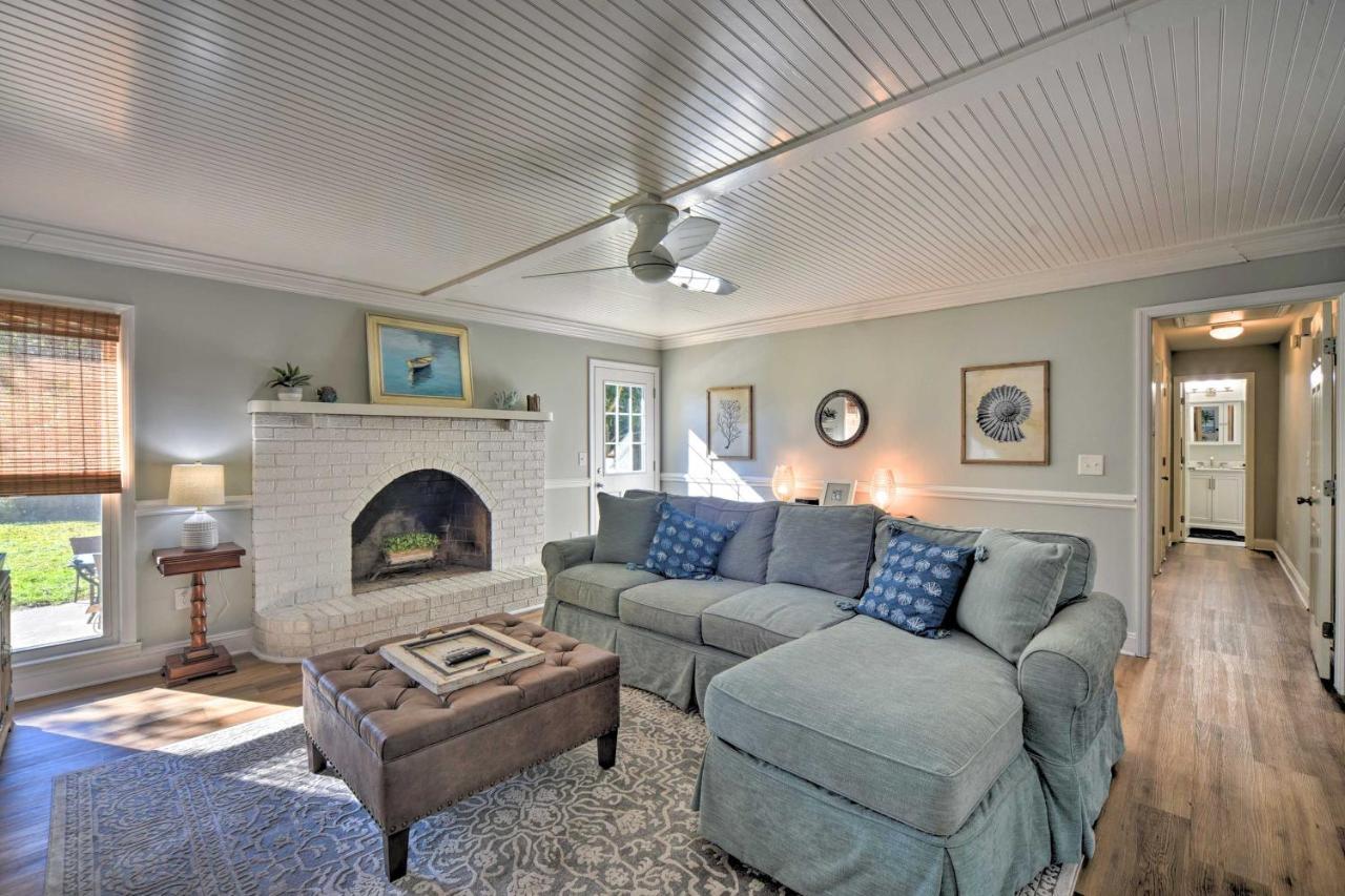 Charming House With Patio, 3 Half Mi To Beach! 찰스턴 외부 사진