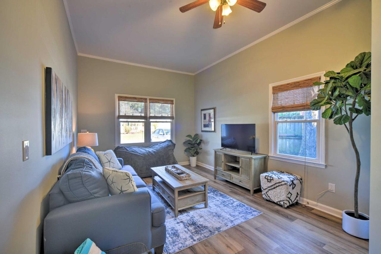 Charming House With Patio, 3 Half Mi To Beach! 찰스턴 외부 사진